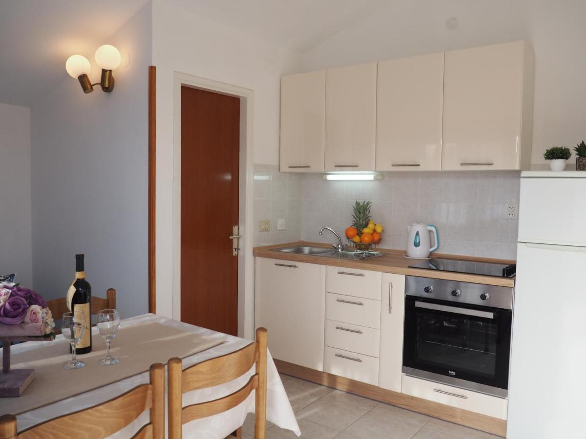 Apartments By The Sea Sevid, Trogir - 11505 Exterior foto